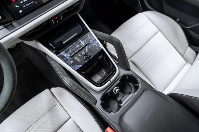 Новый Porsche Cayenne III Рестайлинг 2026 года, цена 23 900 000 рублей, внедорожник, Автокод Объявления