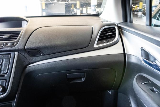 Opel Mokka I с пробегом 2014 года, цена 1 049 000 рублей, 146917 км, внедорожник, Автокод Объявления