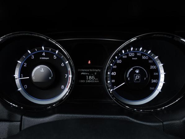 Hyundai Sonata VI (YF) с пробегом 2011 года, цена 914 400 рублей, 248435 км, седан, Автокод Объявления