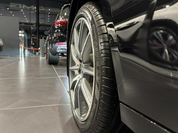 Mercedes-Benz E-Класс V (W213 S213 C238) Рестайлинг с пробегом 2024 года, цена 9 600 000 рублей, 1 км, седан, Автокод Объявления