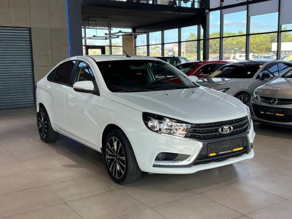 Lada (ВАЗ) Vesta I с пробегом 2017 года, цена 890 000 рублей, 147526 км, седан, Автокод Объявления