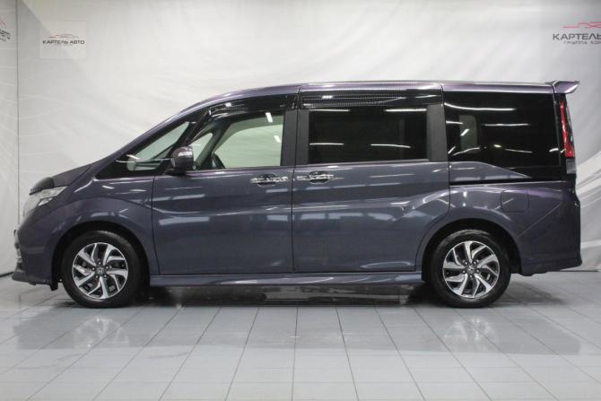 Honda Stepwgn V с пробегом 2016 года, цена 1 679 000 рублей, 171123 км, минивэн, Автокод Объявления
