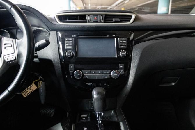 Nissan Qashqai II с пробегом 2014 года, цена 1 375 000 рублей, 140049 км, внедорожник, Автокод Объявления
