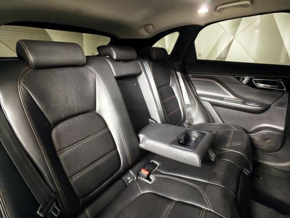 Jaguar F-Pace I с пробегом 2017 года, цена 2 069 000 рублей, 153845 км, внедорожник, Автокод Объявления