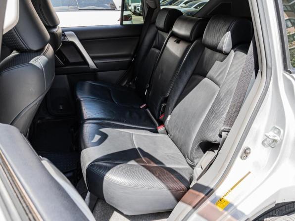 Toyota Land Cruiser Prado 150 Series с пробегом 2010 года, цена 3 180 000 рублей, 200931 км, внедорожник, Автокод Объявления