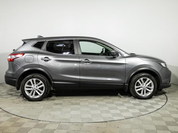 Nissan Qashqai II с пробегом 2018 года, цена 1 599 585 рублей, 136500 км, внедорожник, Автокод Объявления