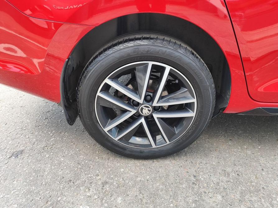 Skoda Rapid I Рестайлинг Москва  - изображение 11