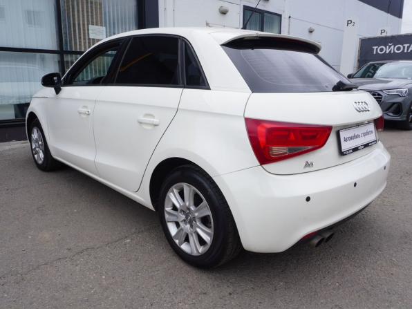 Audi A1 I (8X) с пробегом 2013 года, цена 900 000 рублей, 176848 км, хэтчбек, Автокод Объявления