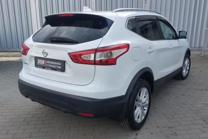 Nissan Qashqai II с пробегом 2017 года, цена 1 499 000 рублей, 125605 км, внедорожник, Автокод Объявления