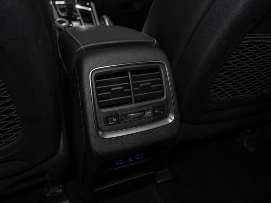 Geely Atlas Pro Москва  - изображение 14