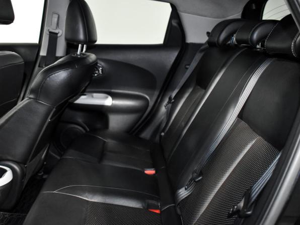 Nissan Juke I с пробегом 2011 года, цена 650 000 рублей, 308340 км, внедорожник, Автокод Объявления