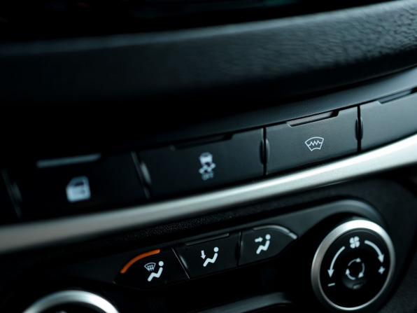 Lada (ВАЗ) Vesta I с пробегом 2021 года, цена 1 299 000 рублей, 98100 км, универсал, Автокод Объявления
