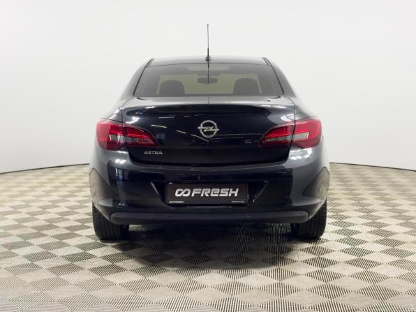Opel Astra J Рестайлинг с пробегом 2013 года, цена 723 200 рублей, 214004 км, седан, Автокод Объявления