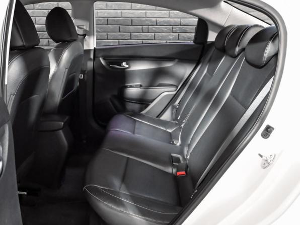 Kia Rio IV с пробегом 2017 года, цена 1 490 000 рублей, 75664 км, седан, Автокод Объявления