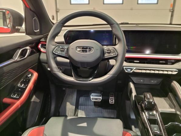 Geely Coolray I Рестайлинг с пробегом 2024 года, цена 2 199 000 рублей, 57840 км, внедорожник, Автокод Объявления
