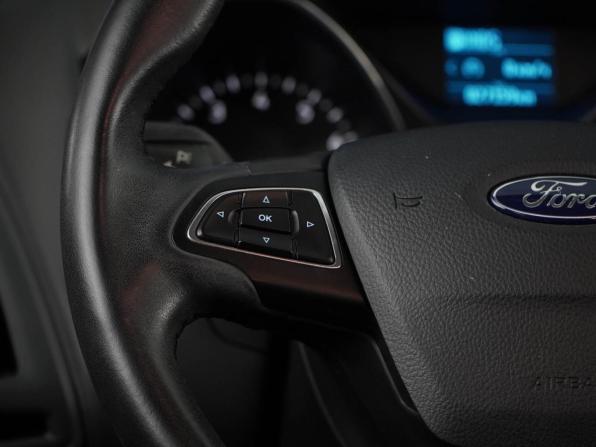 Ford Focus III Рестайлинг с пробегом 2017 года, цена 1 448 071 рубль, 27159 км, седан, Автокод Объявления