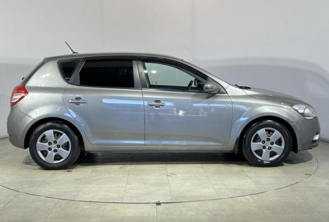 Kia Ceed I с пробегом 2010 года, цена 700 000 рублей, 175845 км, хэтчбек, Автокод Объявления