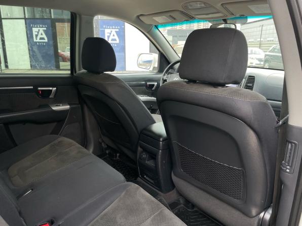 Hyundai Santa Fe II с пробегом 2009 года, цена 990 000 рублей, 285200 км, внедорожник, Автокод Объявления