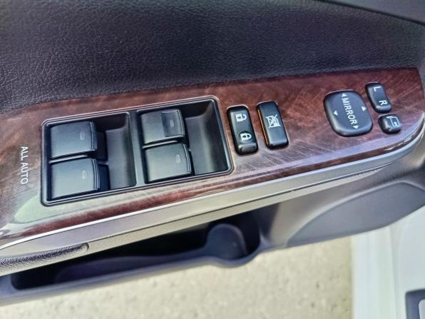 Toyota Camry VII (XV50) Рестайлинг с пробегом 2017 года, цена 2 299 995 рублей, 124001 км, седан, Автокод Объявления