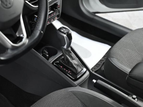 Volkswagen Polo VI с пробегом 2020 года, цена 859 000 рублей, 60445 км, лифтбек, Автокод Объявления