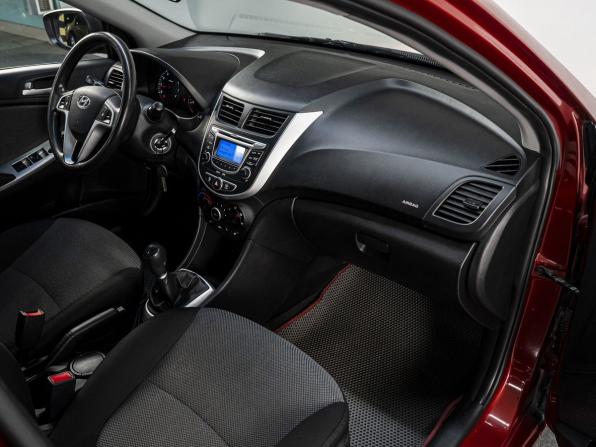 Hyundai Solaris I с пробегом 2012 года, цена 849 000 рублей, 73502 км, хэтчбек, Автокод Объявления