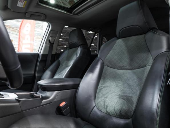Toyota RAV4 V (XA50) с пробегом 2022 года, цена 3 699 700 рублей, 45697 км, внедорожник, Автокод Объявления
