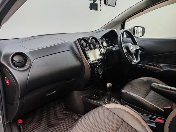 Nissan Note II Рестайлинг с пробегом 2019 года, цена 990 000 рублей, 148669 км, хэтчбек, Автокод Объявления