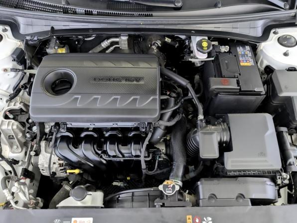Hyundai Elantra VII (CN7) с пробегом 2022 года, цена 2 010 000 рублей, 69901 км, седан, Автокод Объявления