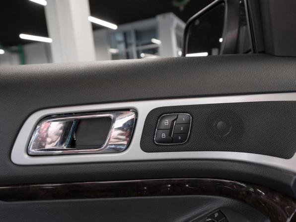 Ford Explorer V с пробегом 2014 года, цена 2 280 000 рублей, 100042 км, внедорожник, Автокод Объявления