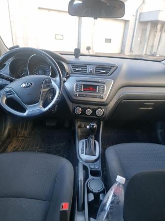 Kia Rio III Рестайлинг с пробегом 2017 года, цена 1 148 000 рублей, 88100 км, хэтчбек, Автокод Объявления