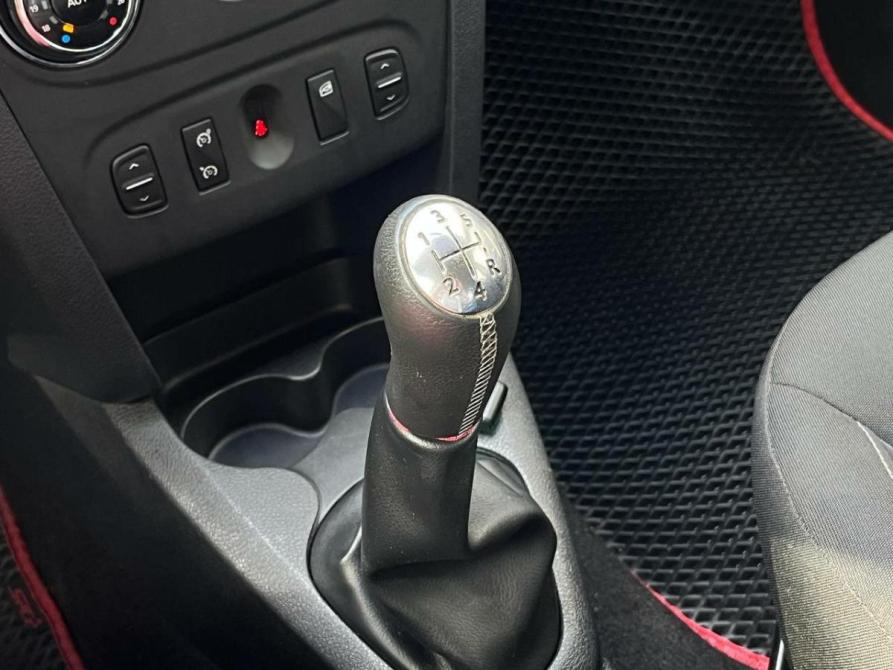Renault Sandero II Санкт-Петербург  - изображение 15