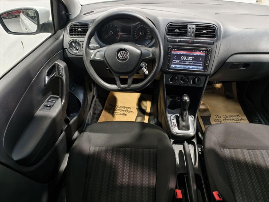 Volkswagen Polo V Рестайлинг Курск  - изображение 9