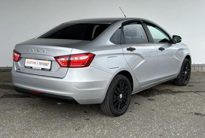 Lada (ВАЗ) Vesta I с пробегом 2021 года, цена 1 030 000 рублей, 62415 км, седан, Автокод Объявления
