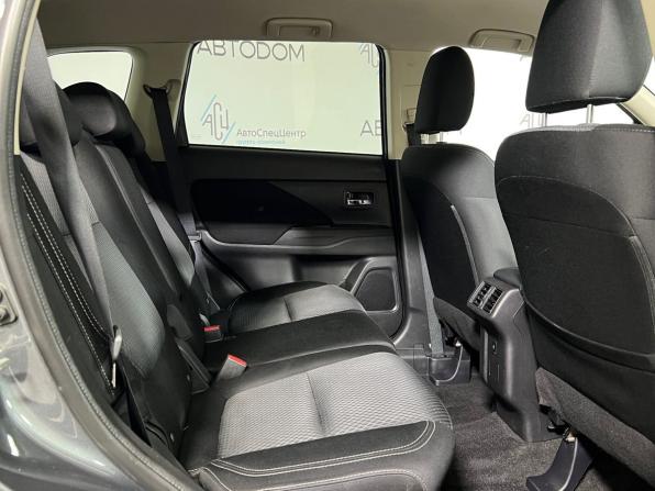 Mitsubishi Outlander III Рестайлинг 2 с пробегом 2018 года, цена 1 719 000 рублей, 204641 км, внедорожник, Автокод Объявления