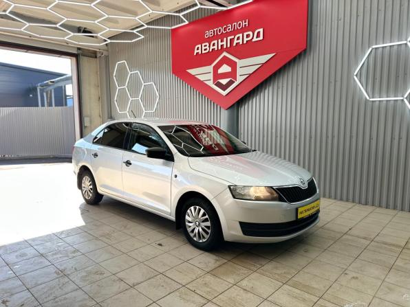 Skoda Rapid I с пробегом 2016 года, цена 990 000 рублей, 106000 км, лифтбек, Автокод Объявления
