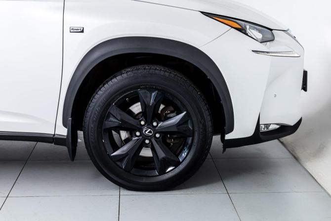 Lexus NX I Рестайлинг с пробегом 2017 года, цена 3 039 000 рублей, 131683 км, внедорожник, Автокод Объявления