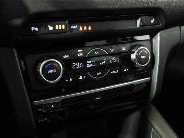 Mazda 6 III (GJ) Рестайлинг с пробегом 2015 года, цена 1 749 700 рублей, 128710 км, седан, Автокод Объявления