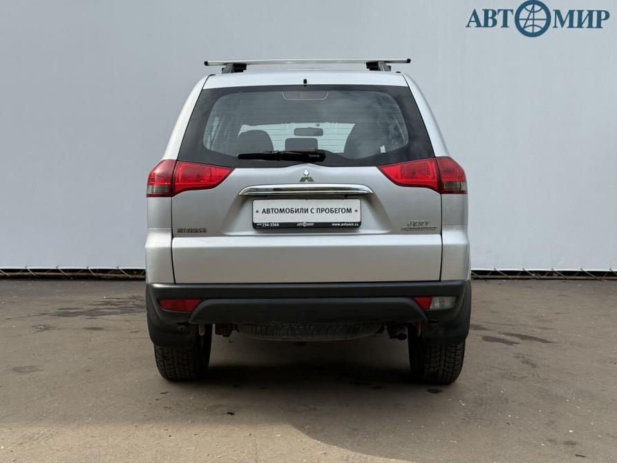 Mitsubishi Pajero Sport II Рестайлинг Москва  - изображение 6