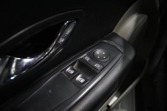 Renault Fluence I с пробегом 2012 года, цена 583 000 рублей, 151490 км, седан, Автокод Объявления