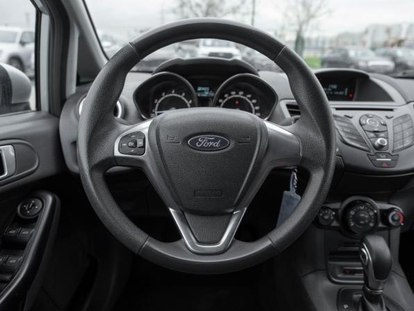 Ford Fiesta Mk6 Рестайлинг с пробегом 2016 года, цена 1 180 000 рублей, 85179 км, седан, Автокод Объявления
