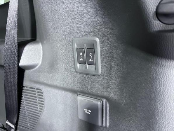 Toyota Land Cruiser Prado 250 Series с пробегом 2024 года, цена 9 999 000 рублей, 18726 км, внедорожник, Автокод Объявления