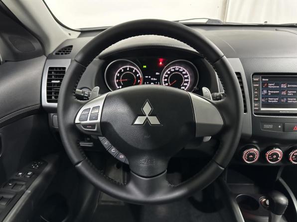 Mitsubishi Outlander II Рестайлинг с пробегом 2010 года, цена 1 180 000 рублей, 272288 км, внедорожник, Автокод Объявления