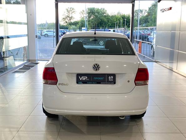 Volkswagen Polo V с пробегом 2013 года, цена 850 000 рублей, 150041 км, седан, Автокод Объявления