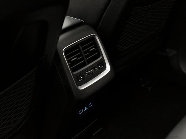 Geely Atlas Pro с пробегом 2023 года, цена 1 880 000 рублей, 91928 км, внедорожник, Автокод Объявления