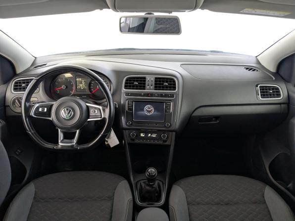 Volkswagen Polo V Рестайлинг с пробегом 2018 года, цена 1 250 000 рублей, 115012 км, седан, Автокод Объявления