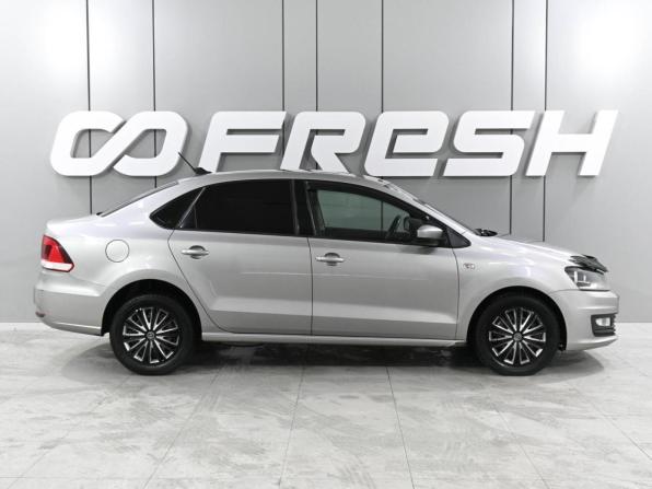 Volkswagen Polo V Рестайлинг с пробегом 2017 года, цена 1 079 000 рублей, 226390 км, седан, Автокод Объявления