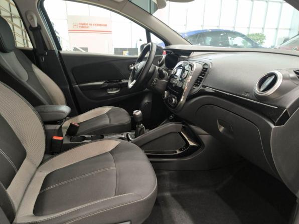 Renault Kaptur I с пробегом 2020 года, цена 1 450 000 рублей, 135758 км, внедорожник, Автокод Объявления