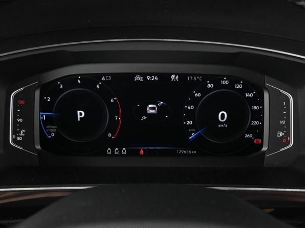 Volkswagen Tiguan II Рестайлинг с пробегом 2021 года, цена 2 399 000 рублей, 129656 км, внедорожник, Автокод Объявления