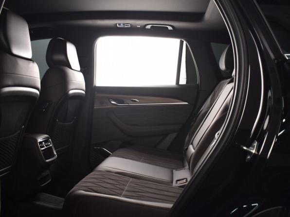 Geely Monjaro I Рестайлинг 2 с пробегом 2026 года, цена 4 030 995 рублей, 17 км, внедорожник, Автокод Объявления