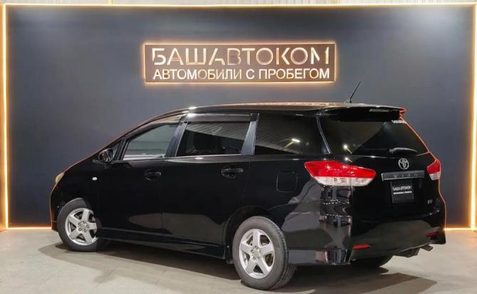 Toyota Wish II с пробегом 2010 года, цена 1 230 000 рублей, 205022 км, минивэн, Автокод Объявления